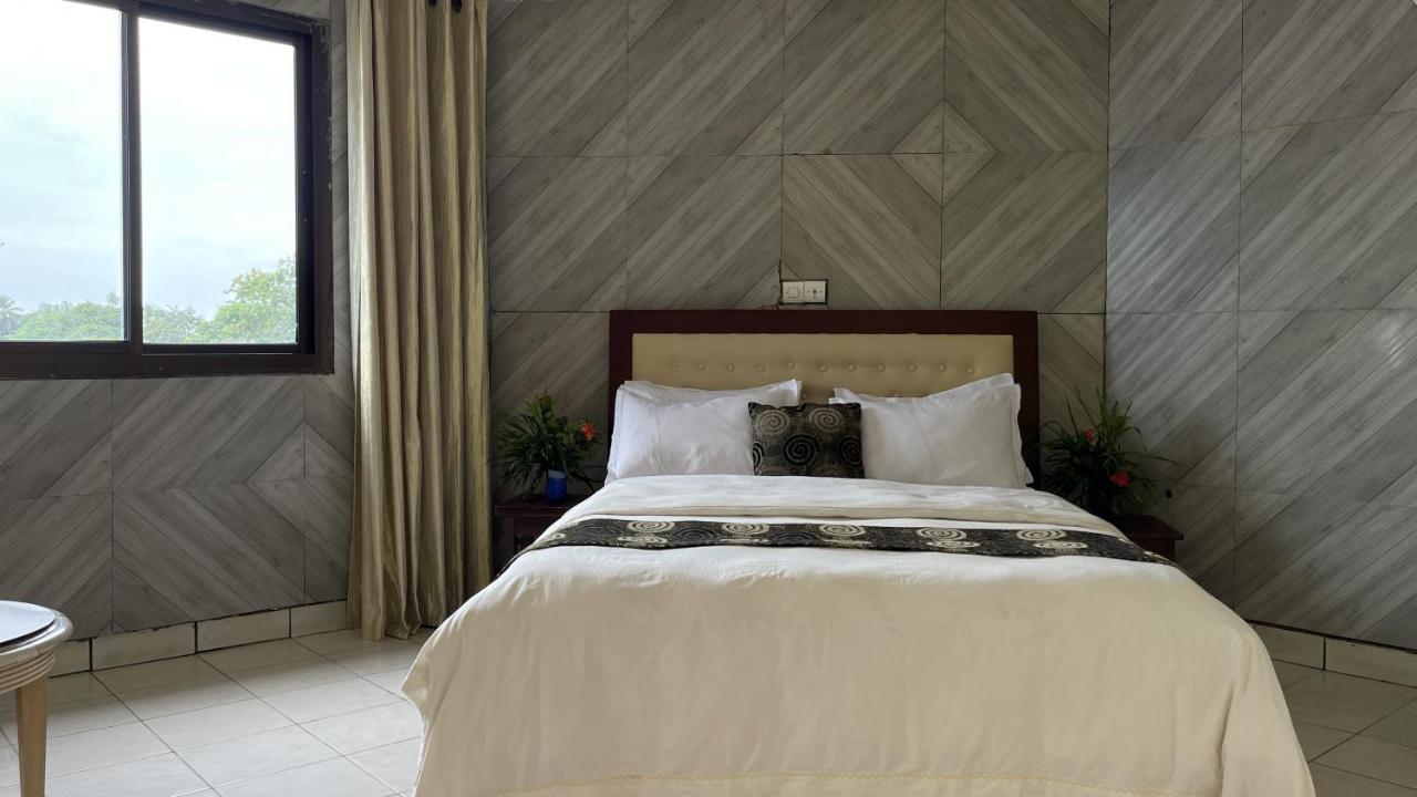 Hotel Les Polygones Kribi Eksteriør billede