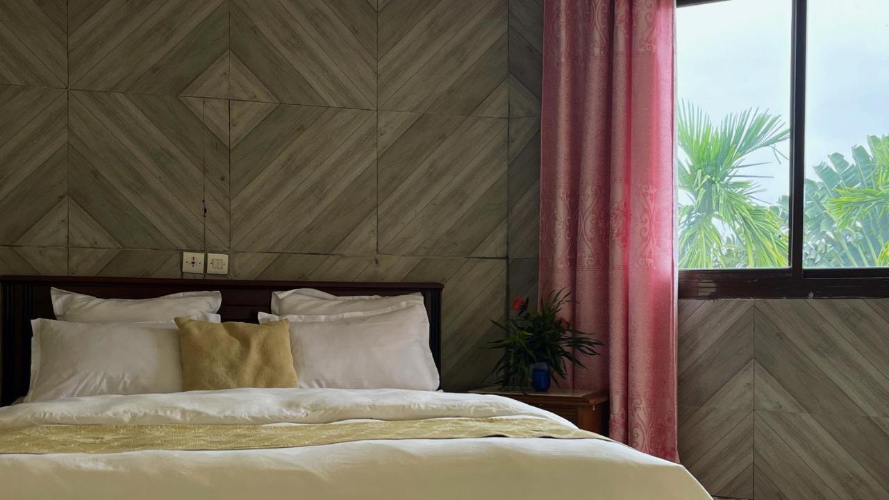 Hotel Les Polygones Kribi Eksteriør billede