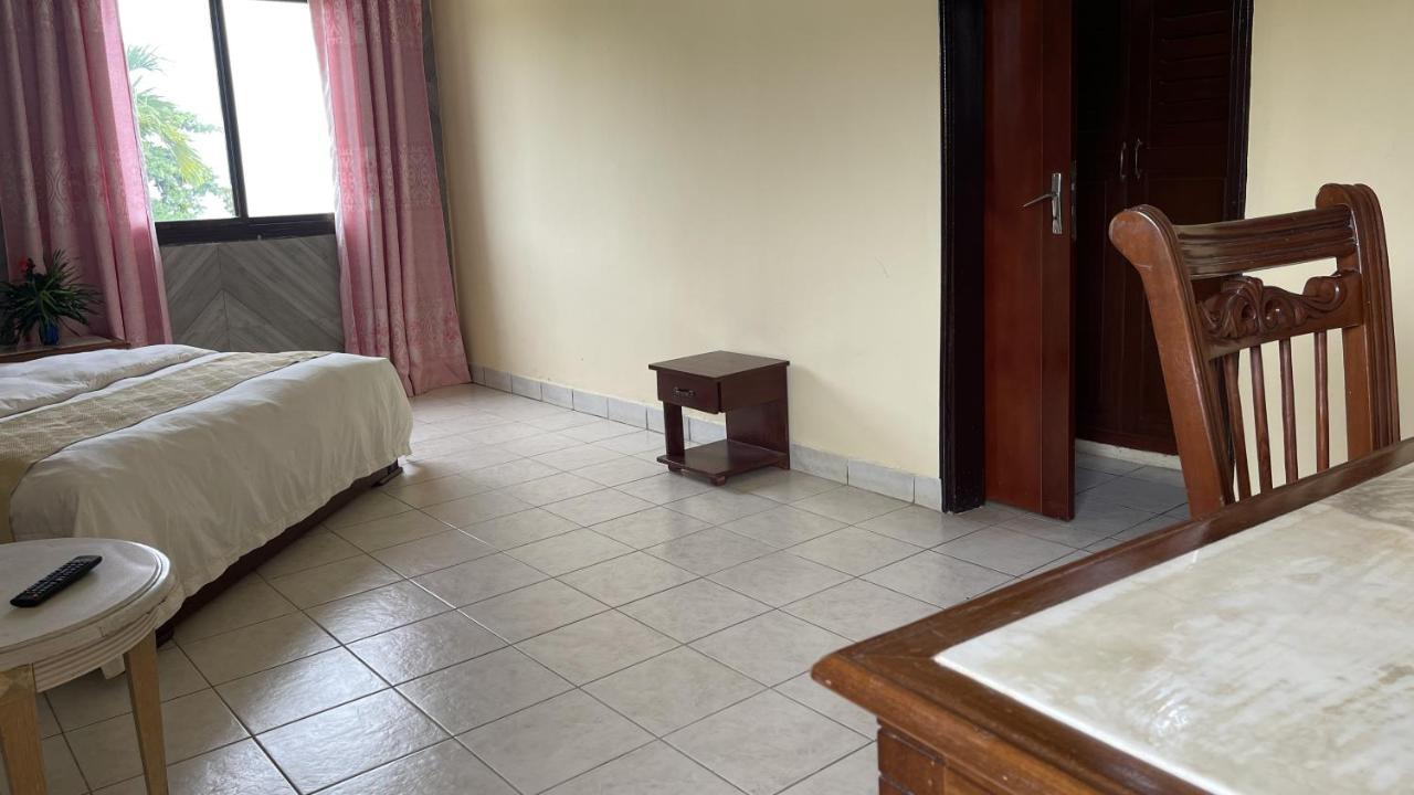 Hotel Les Polygones Kribi Eksteriør billede