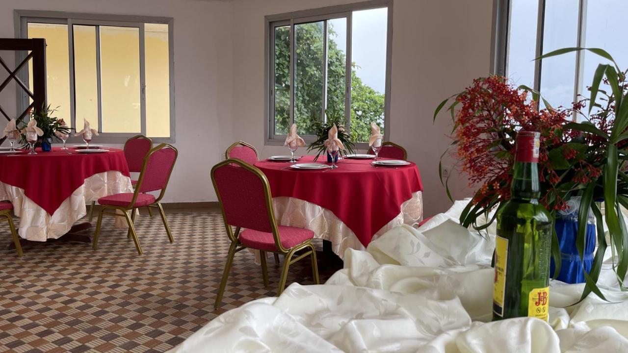 Hotel Les Polygones Kribi Eksteriør billede